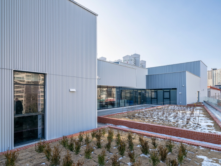 성복동 판매시설